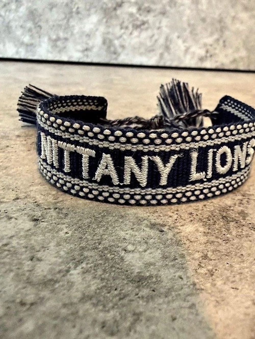 Penn State Nittany Lions Woven Tassel Bracelet in Navy & White Like New
